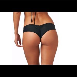 Montce bikini bottom